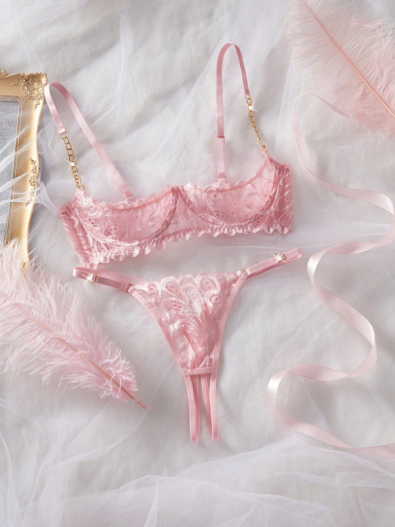 Women’s Chain Accent Top And Bottom Set