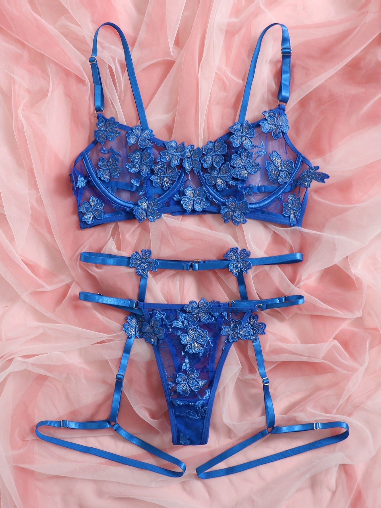 Women’s Floral Embroidery Outfit Set With Strap Detail