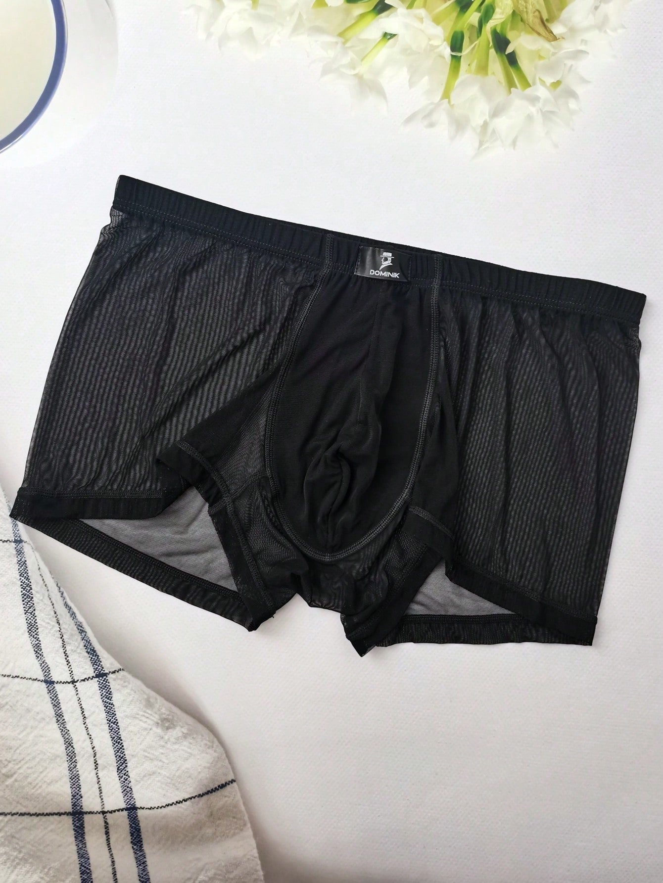 Men’s Lightweight Shorts With Elastic Fabric Minimal Design