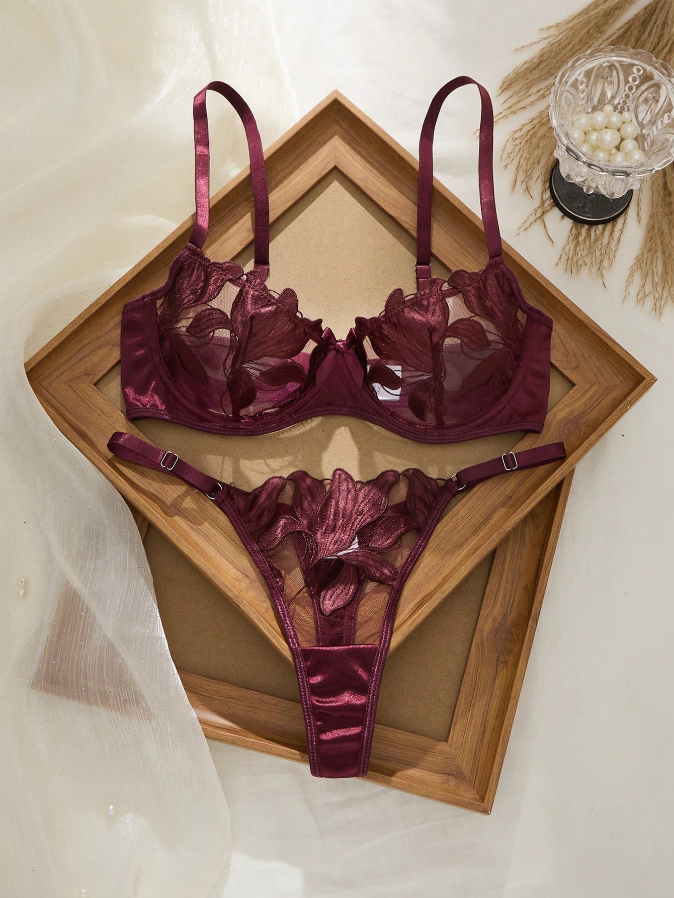 Women’s Embroidered Pattern Outfit Set