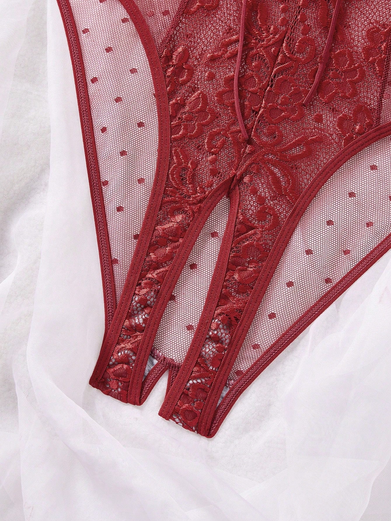 Women Contrast Lace And Mesh Bodysuit With One-Piece Construction, Layered Fabric Design, Lightweight And Flexible Fit, Clean Silhouette, Suitable For General Wear And Outfit Styling