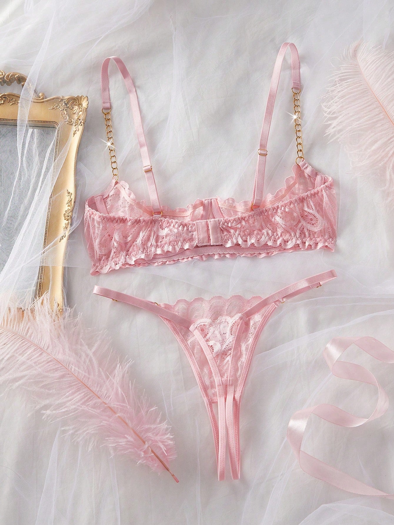 Women’s Chain Accent Top And Bottom Set