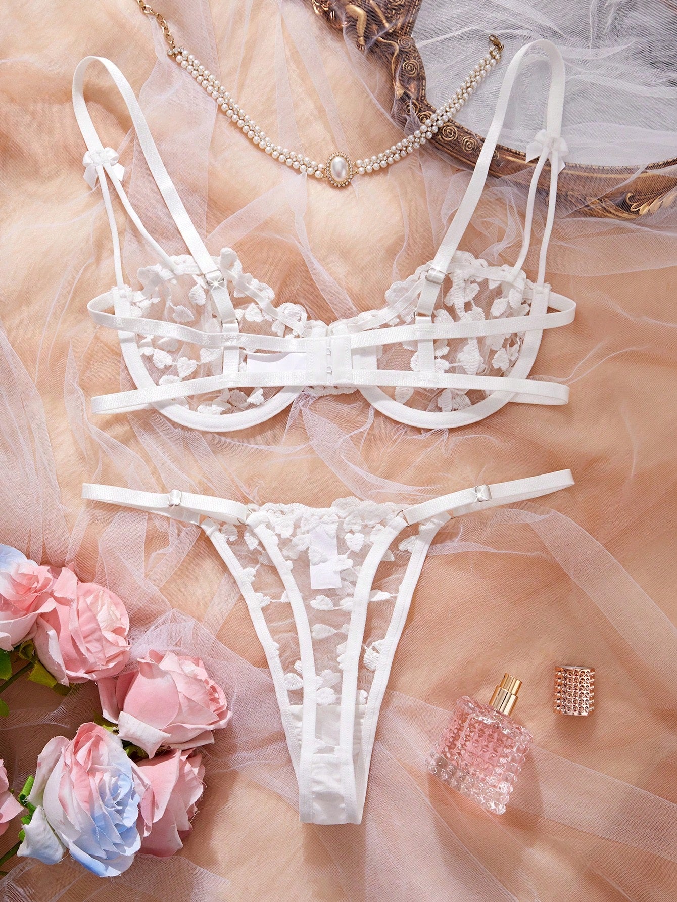 Women’s 2pcs Bow Embroidered Outfit Set