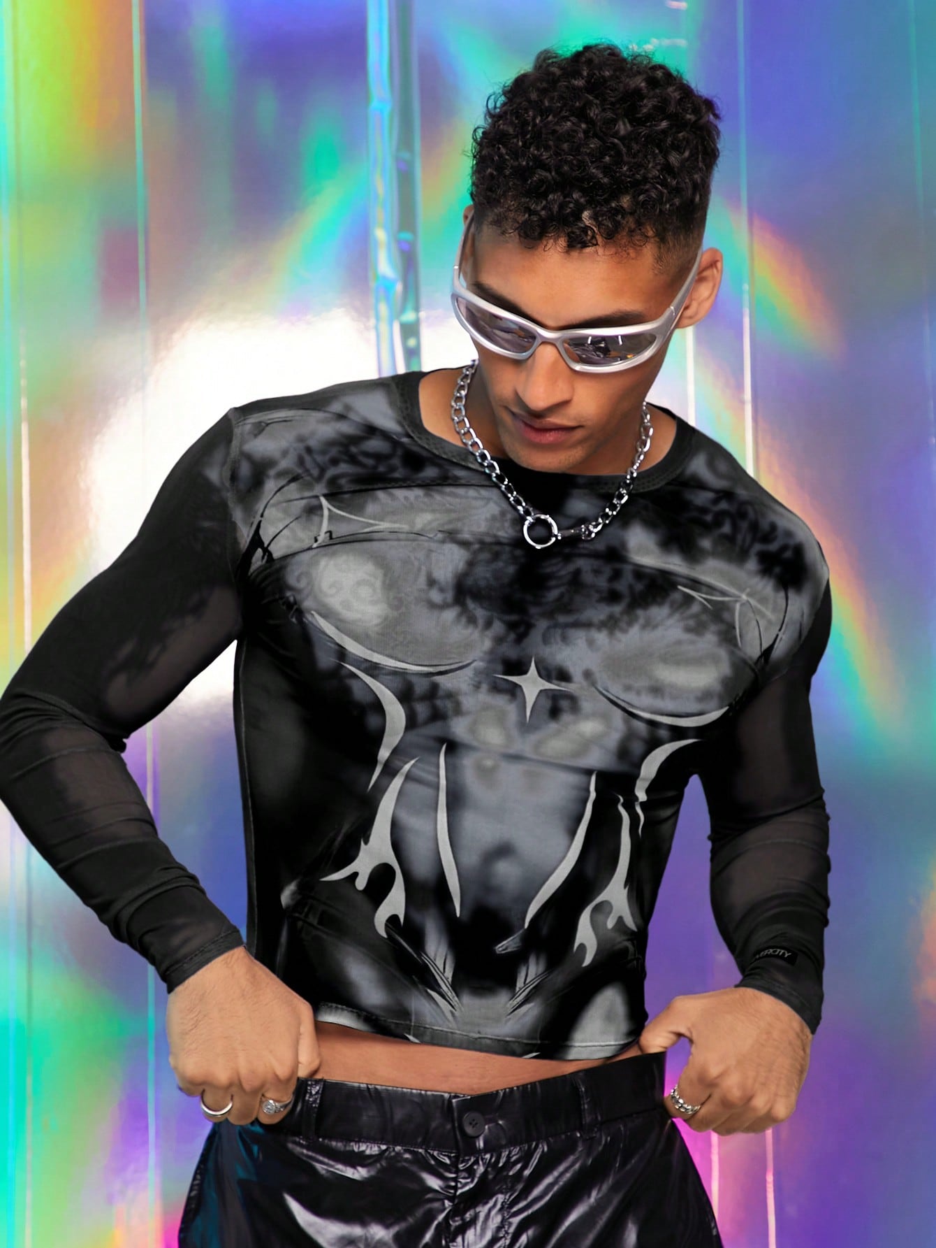 Men's Digital Printed Mesh Crew Neck Tight Fit Long Sleeve T-Shirt