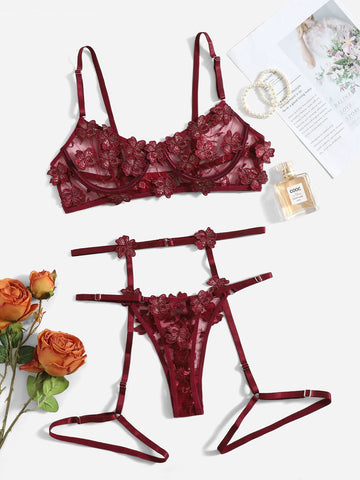 Women’s Floral Embroidery Outfit Set With Strap Detail
