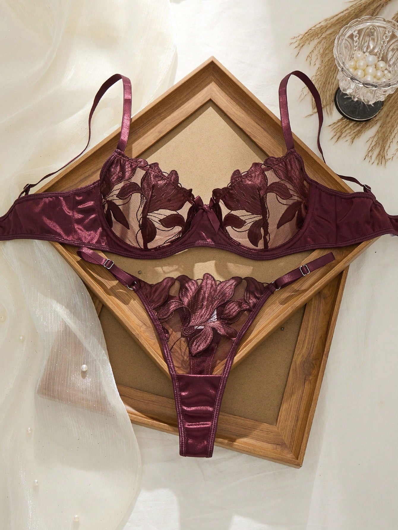 Women’s Embroidered Pattern Outfit Set