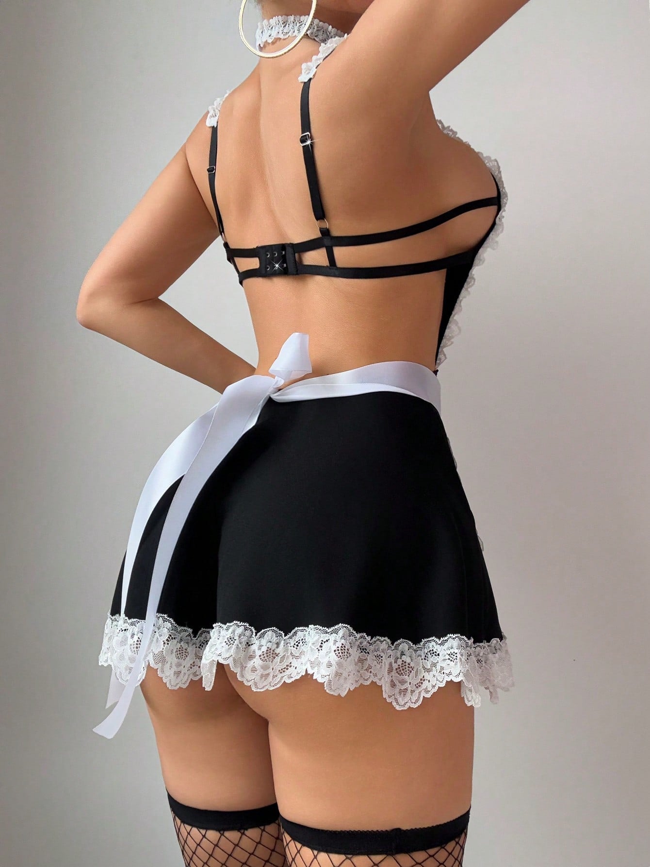 3-Piece Butterfly Lingerie Set with Non-Wired Bra Garter and Neck Ring