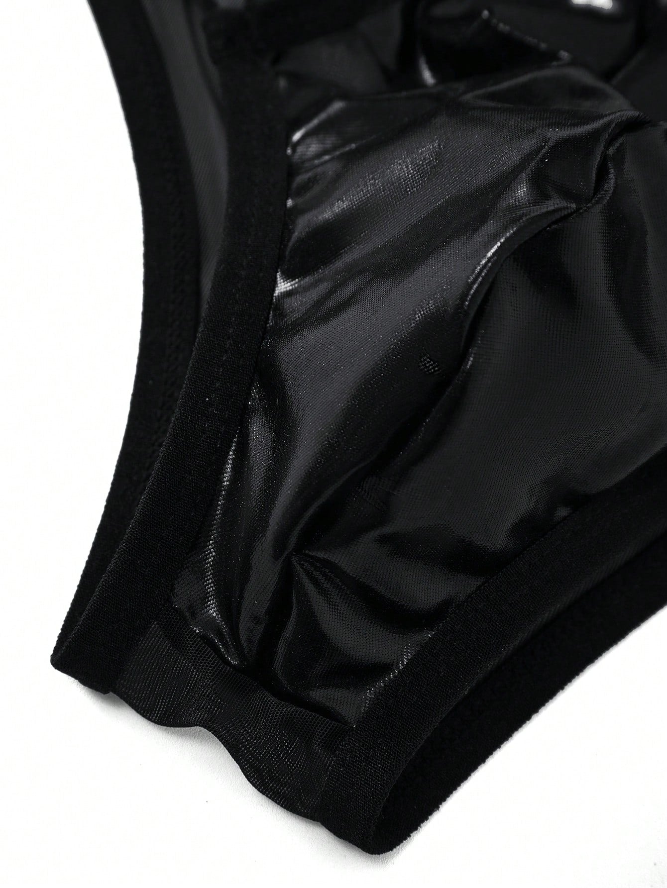 Men's Casual Shorts With Novelty Pocket Design And Stretch Fabric Comfort