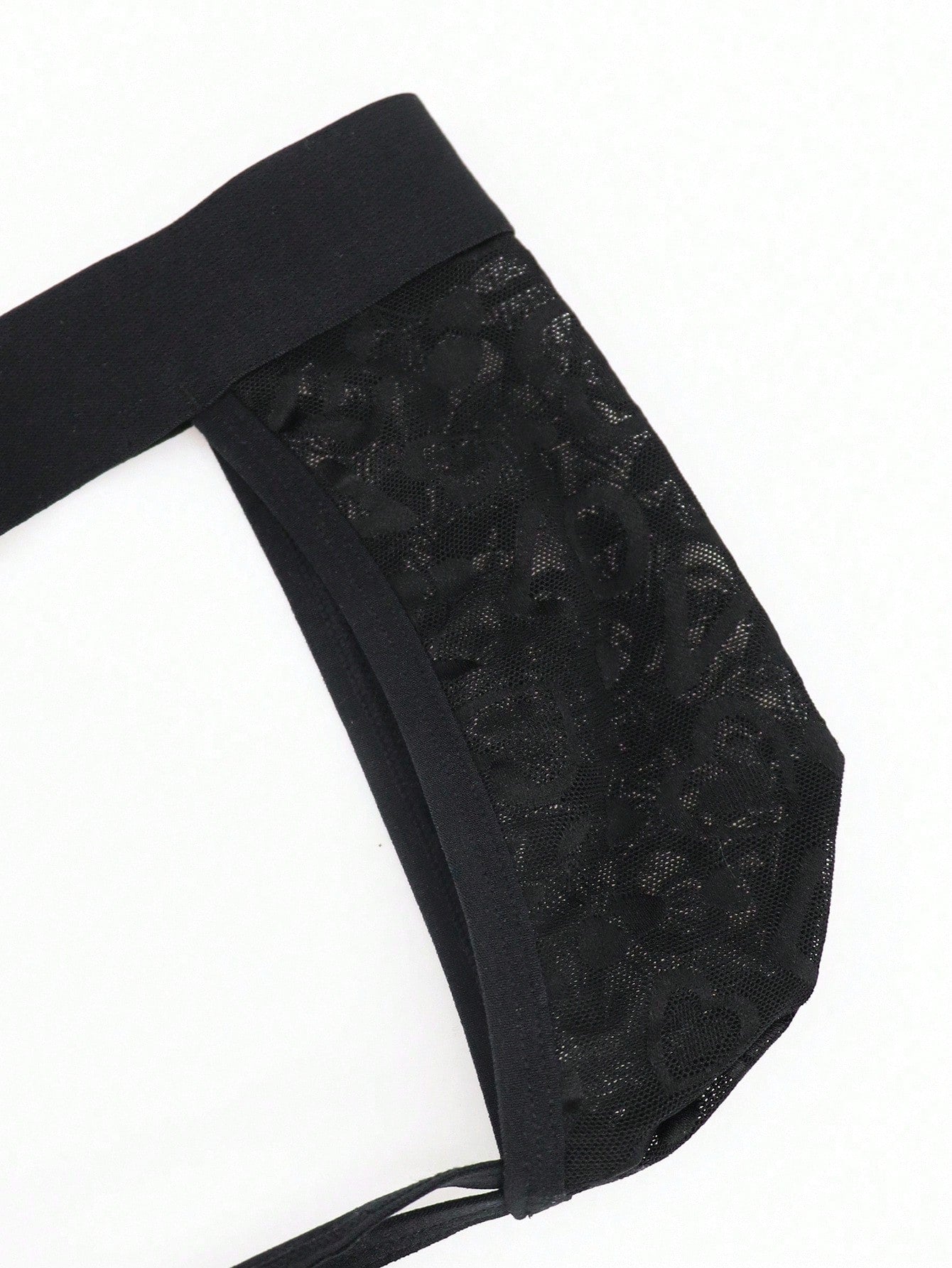 Men’s Lightweight Shorts With Bow Detail Solid Color