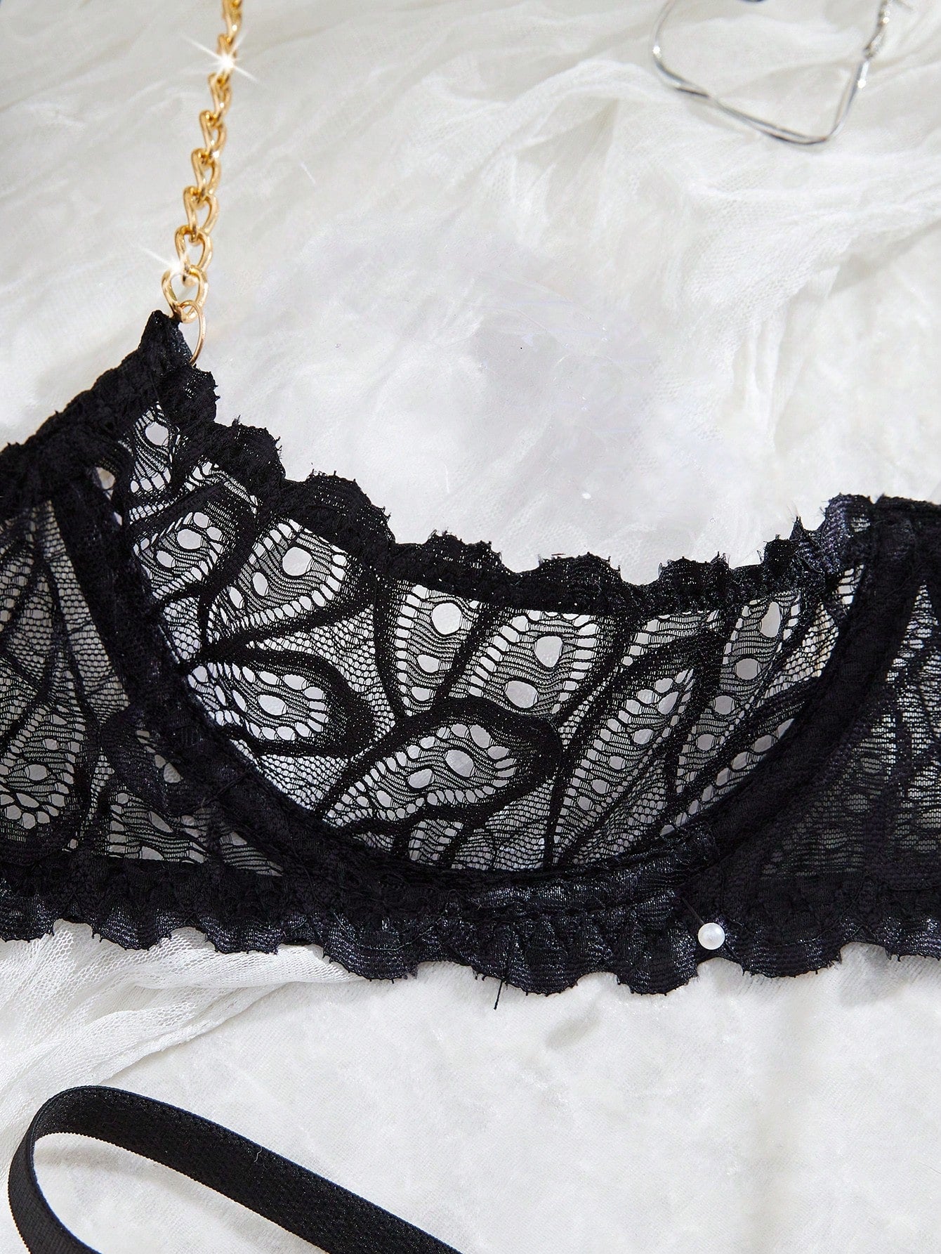 Women’s Chain Accent Top And Bottom Set