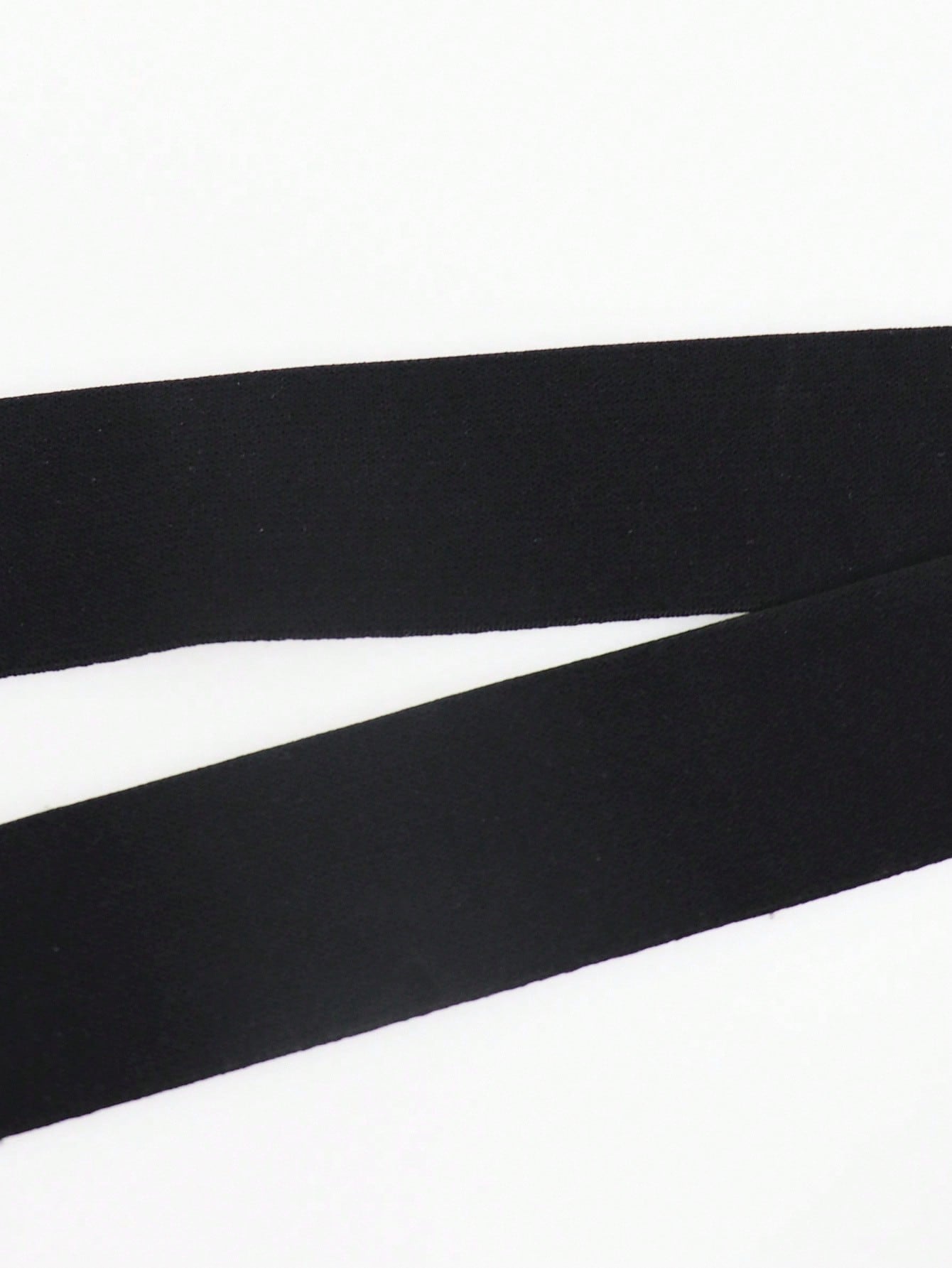 Men’s Lightweight Shorts With Bow Detail Solid Color