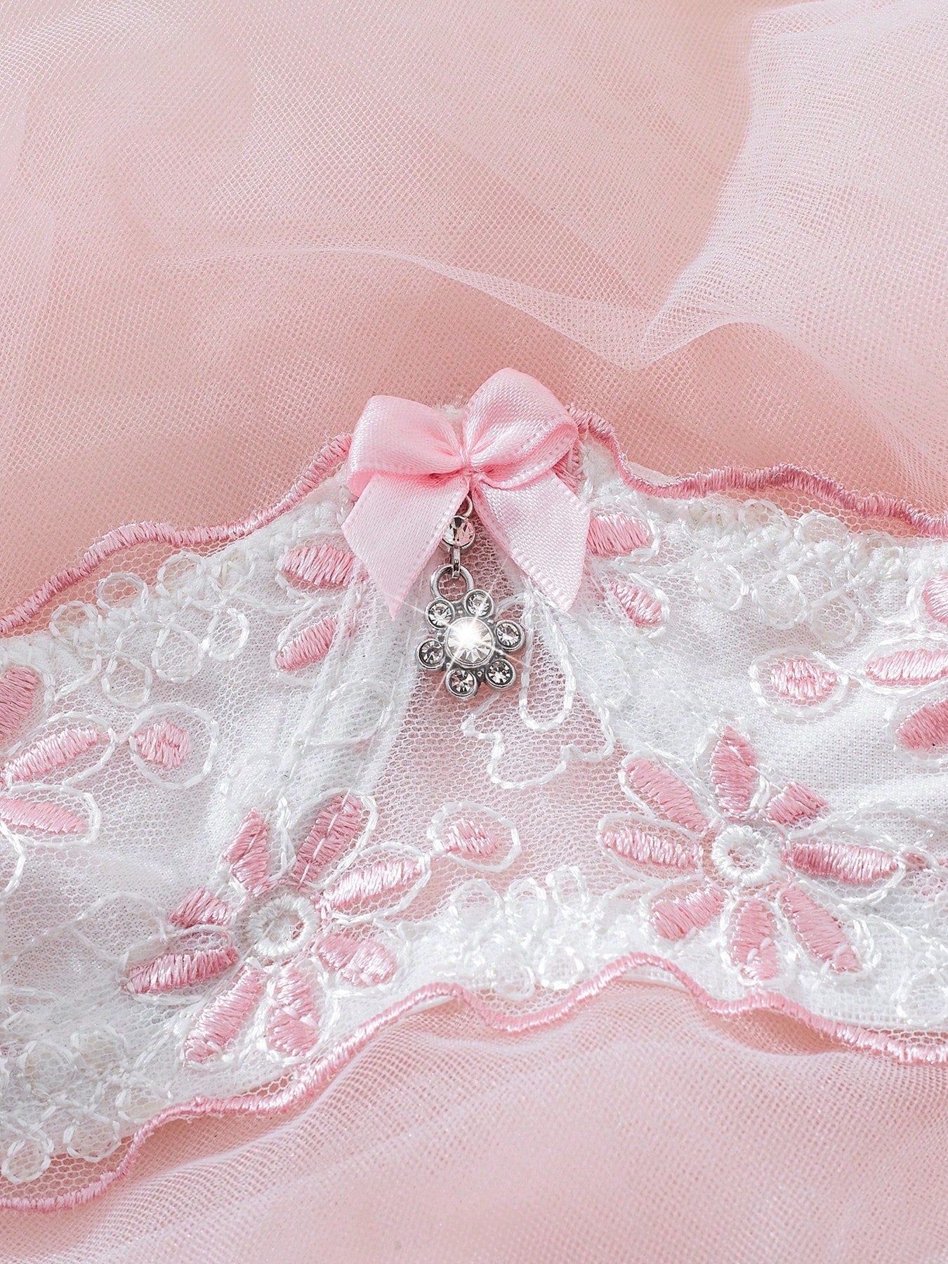 Women’s Embroidered Pattern Outfit Set