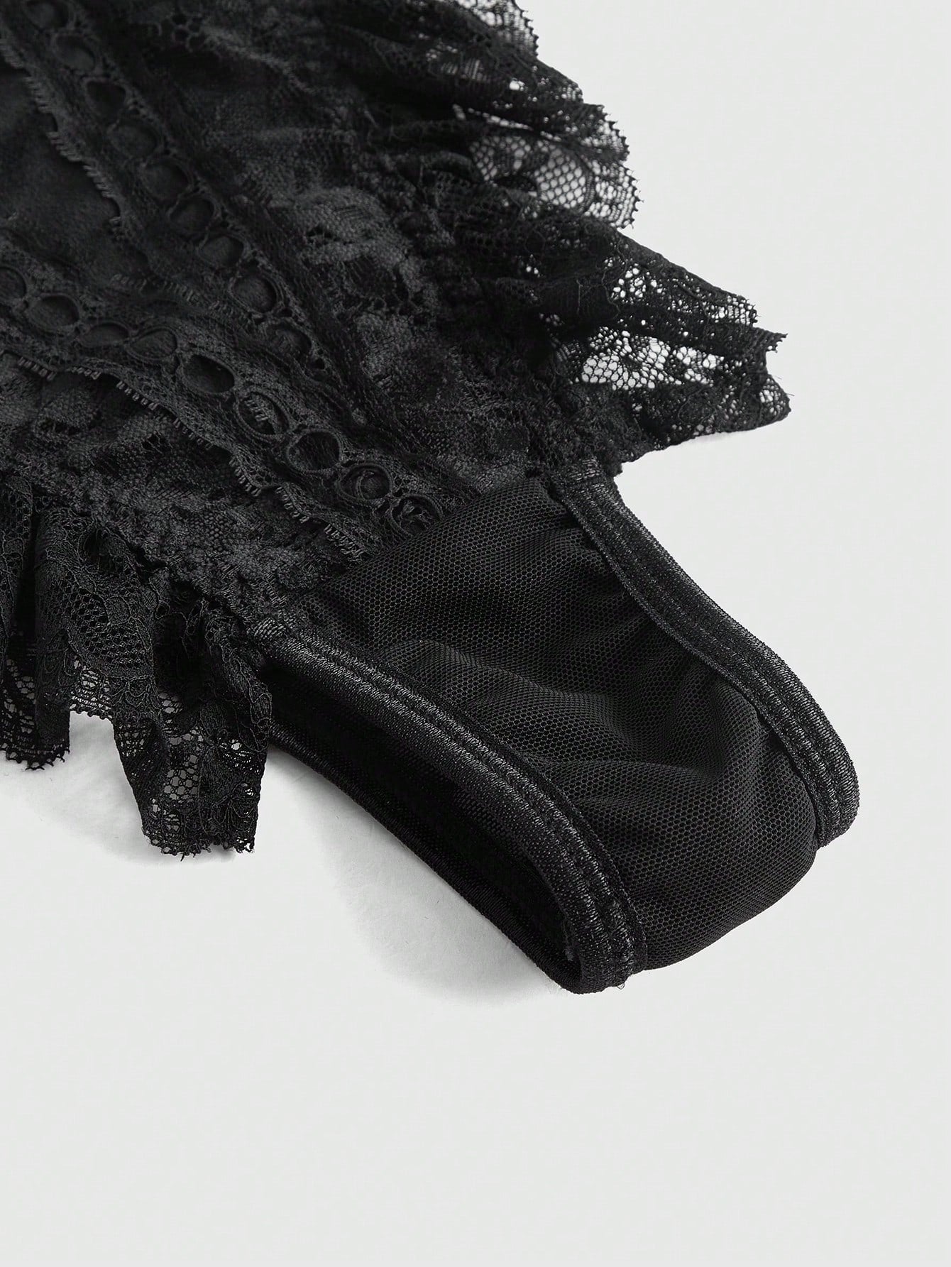 Women Contrast Lace Bodysuit With Structured One-Piece Design, Layered Lace Panel Detail, Smooth Fabric Combination, Simple Silhouette, Suitable For General Wear And Outfit Styling