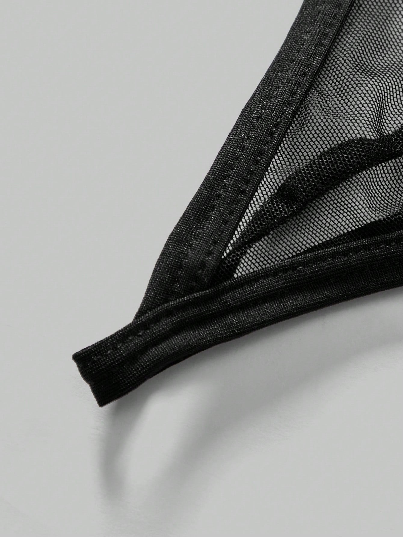 Men’s Lightweight Mesh Shorts With Patchwork Cutout Detail