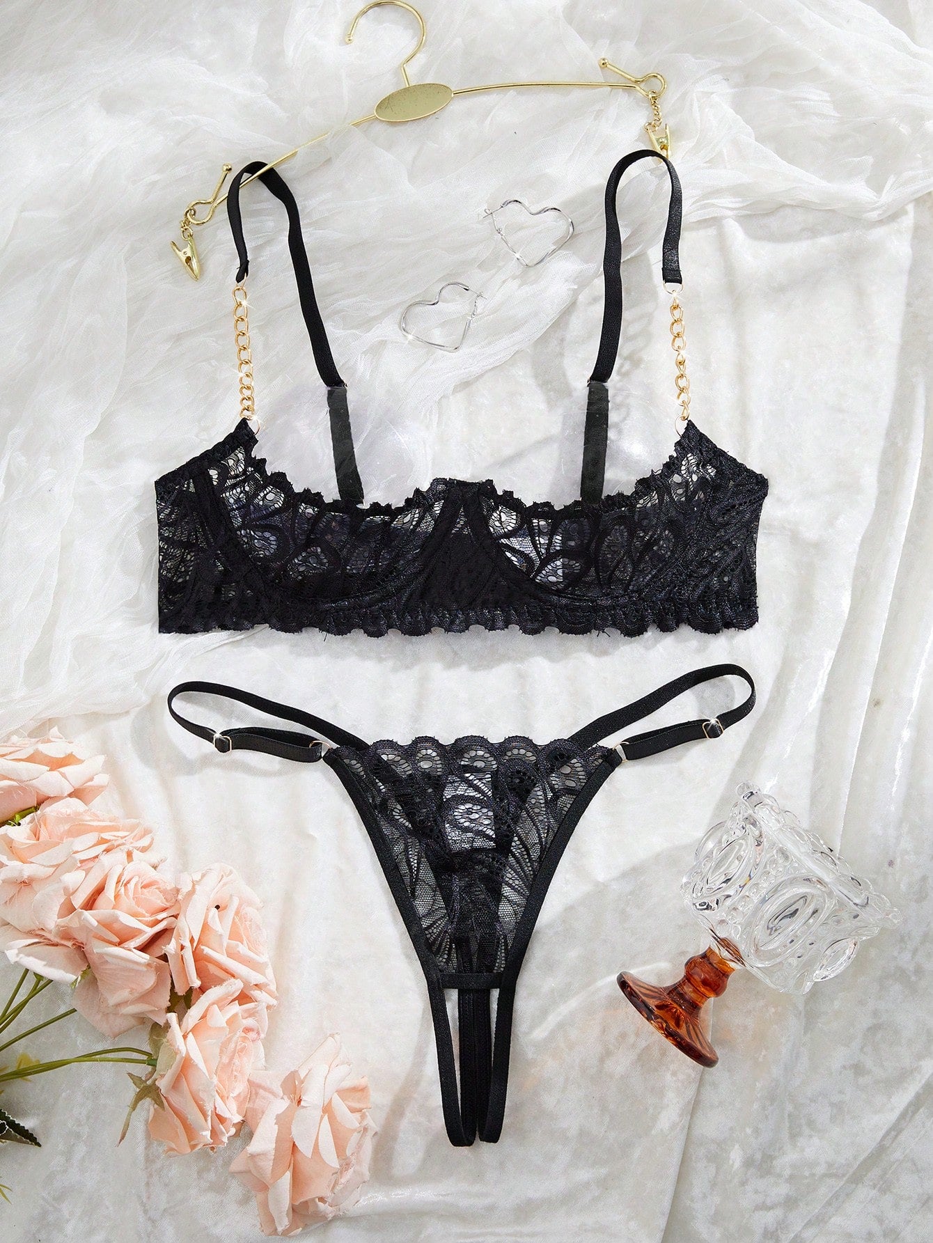 Women’s Chain Accent Top And Bottom Set