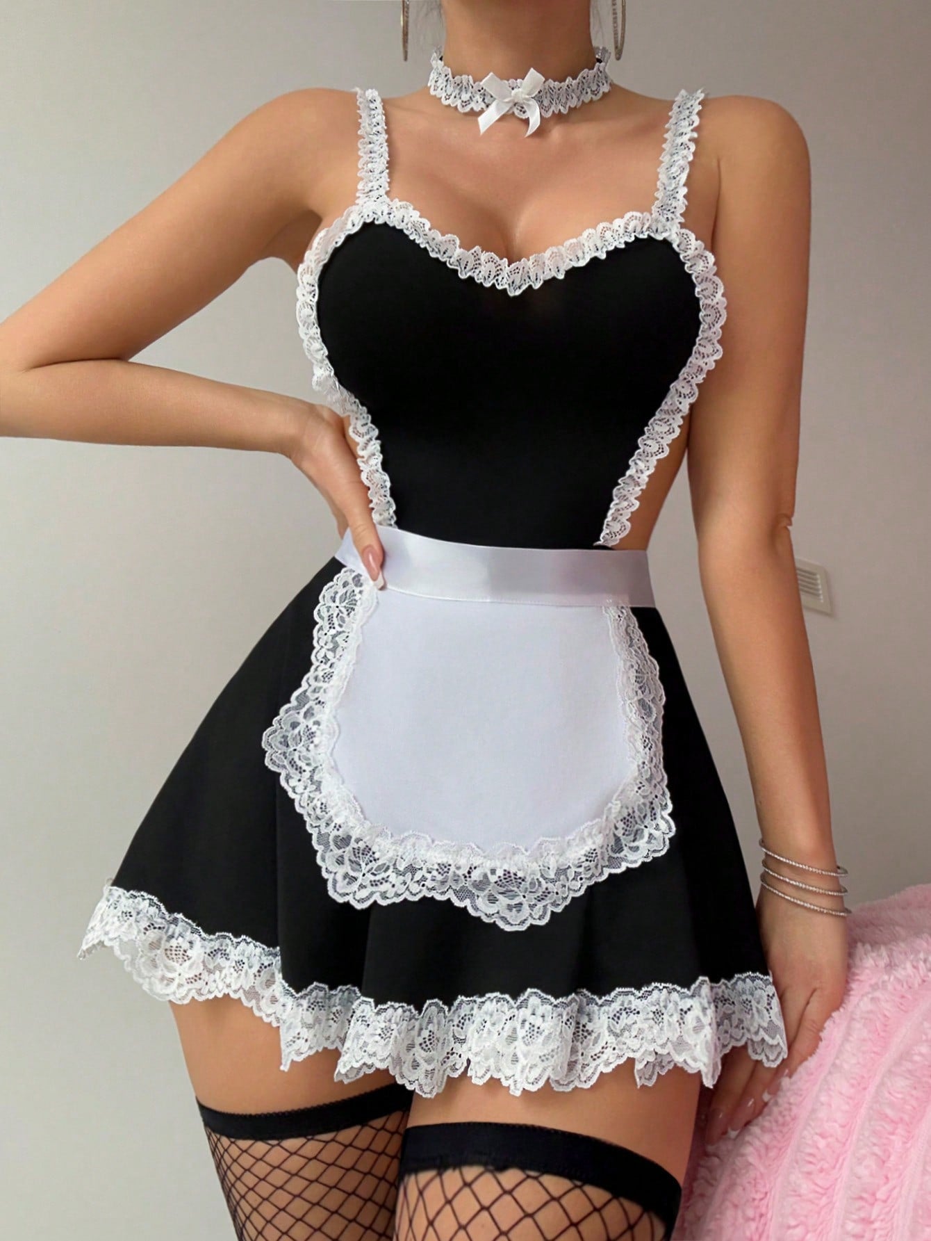 3-Piece Butterfly Lingerie Set with Non-Wired Bra Garter and Neck Ring