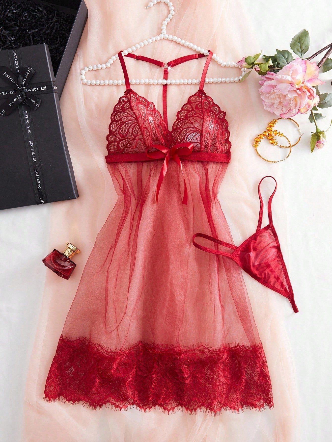 2-Piece White Lace Sexy Sleepwear Dress Set for Night Out