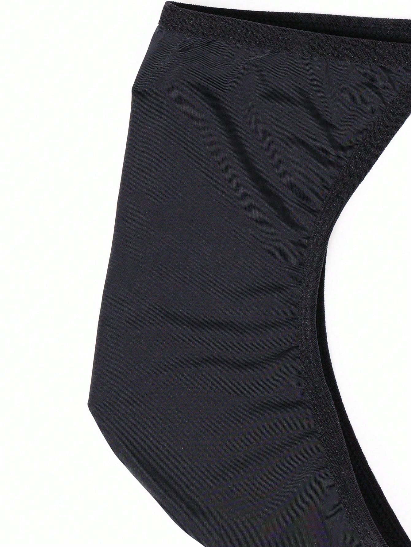 Men’s Casual Shorts In Black With Knot Detail