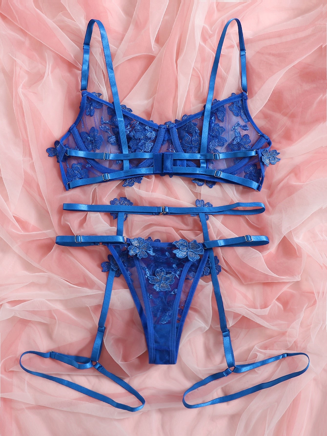 Women’s Floral Embroidery Outfit Set With Strap Detail