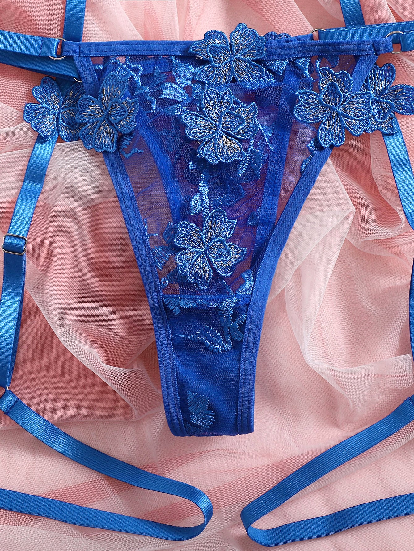 Women’s Floral Embroidery Outfit Set With Strap Detail