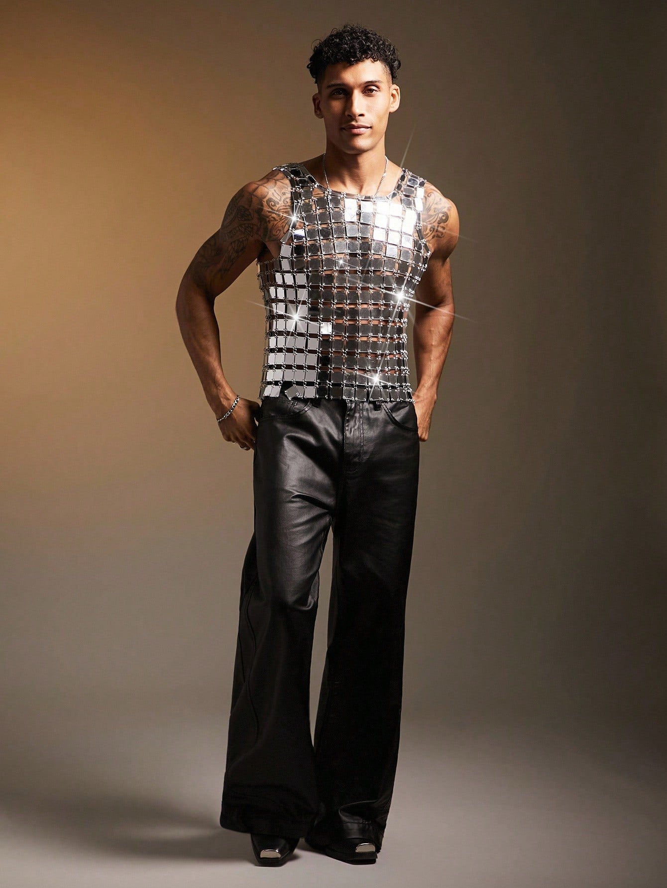 Men's Hollow-Out Back Chain Detail Tank Top